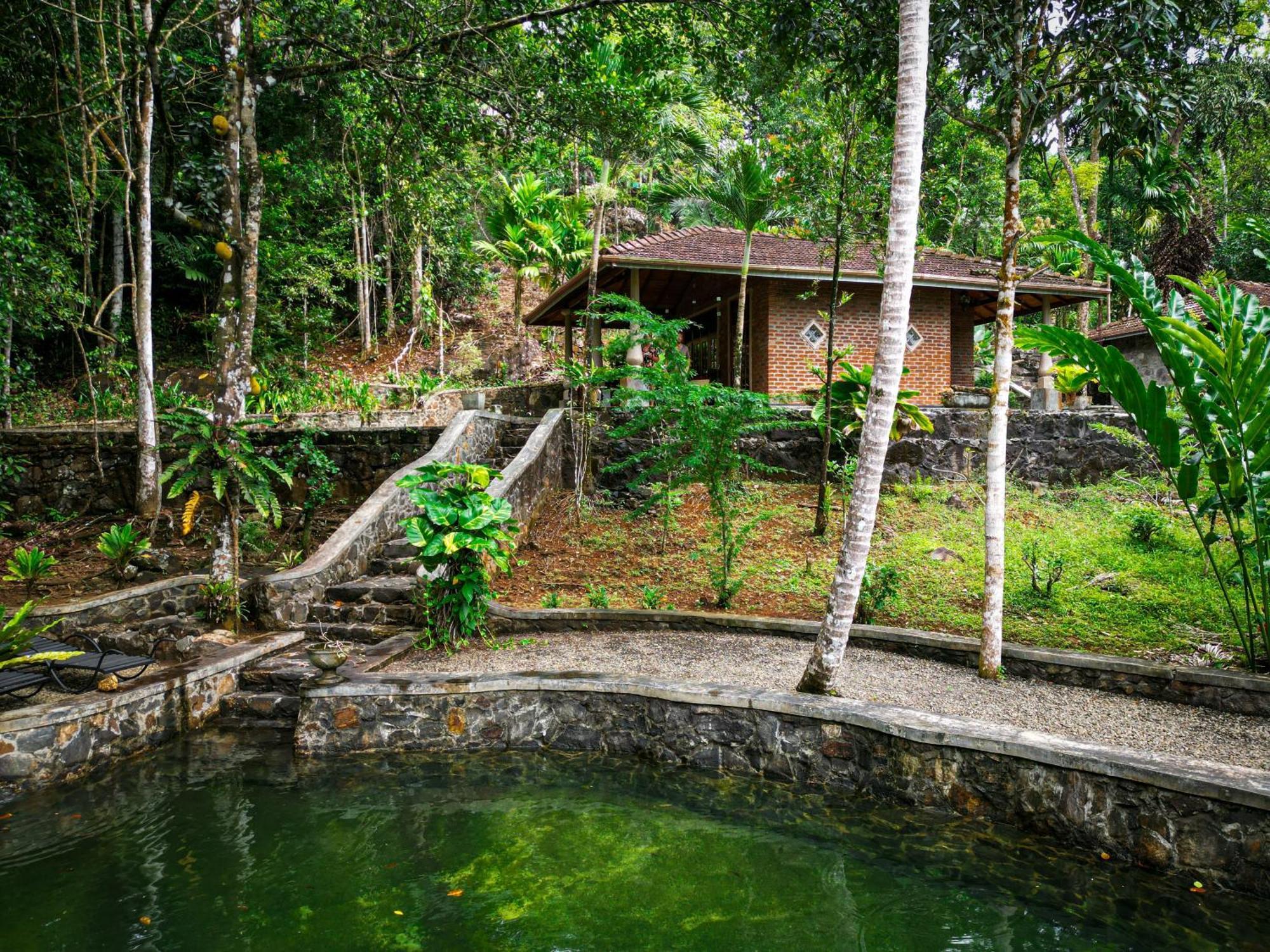 Singharaja Garden Agro Eco Lodge Pelawatta  Eksteriør billede